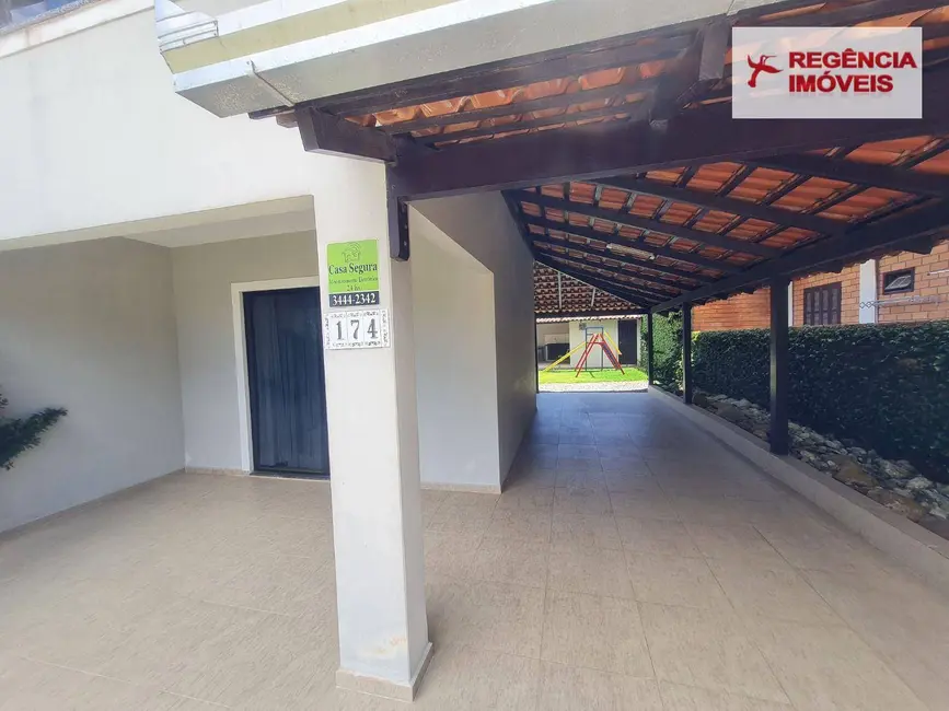 Foto 4 de Casa com 3 quartos para alugar, 360m2 em Ubatuba, Sao Francisco Do Sul - SC