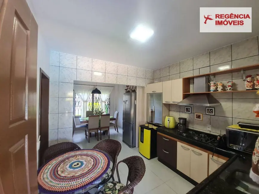 Foto 9 de Casa com 3 quartos para alugar, 360m2 em Ubatuba, Sao Francisco Do Sul - SC