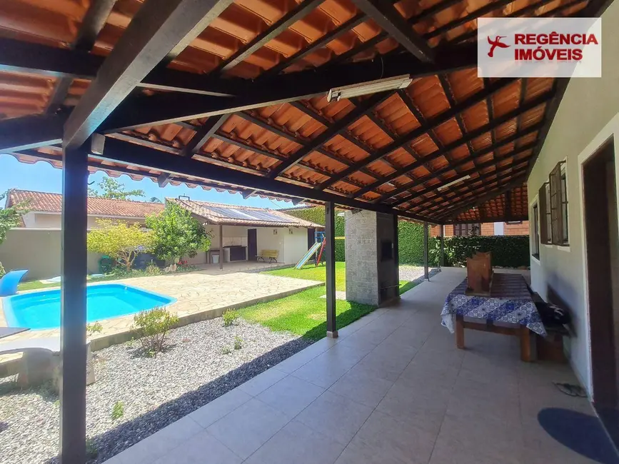 Foto 7 de Casa com 3 quartos para alugar, 360m2 em Ubatuba, Sao Francisco Do Sul - SC