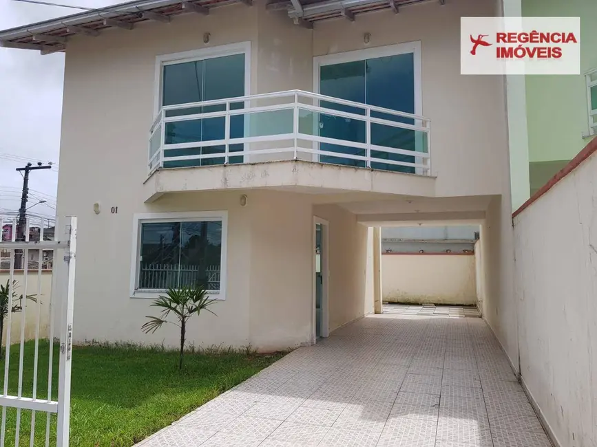 Foto 1 de Sobrado com 3 quartos para alugar, 360m2 em Sao Francisco Do Sul - SC