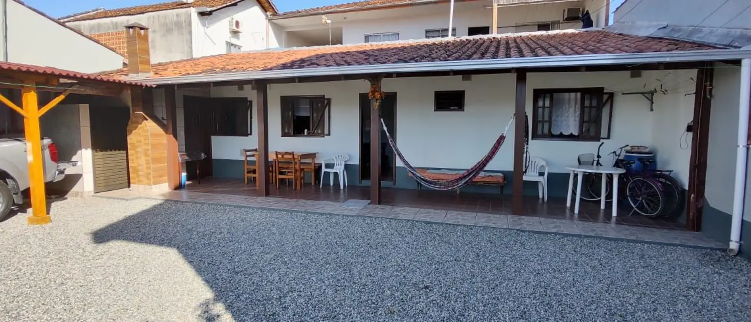 Foto 3 de Casa com 2 quartos à venda, 252m2 em Sao Francisco Do Sul - SC