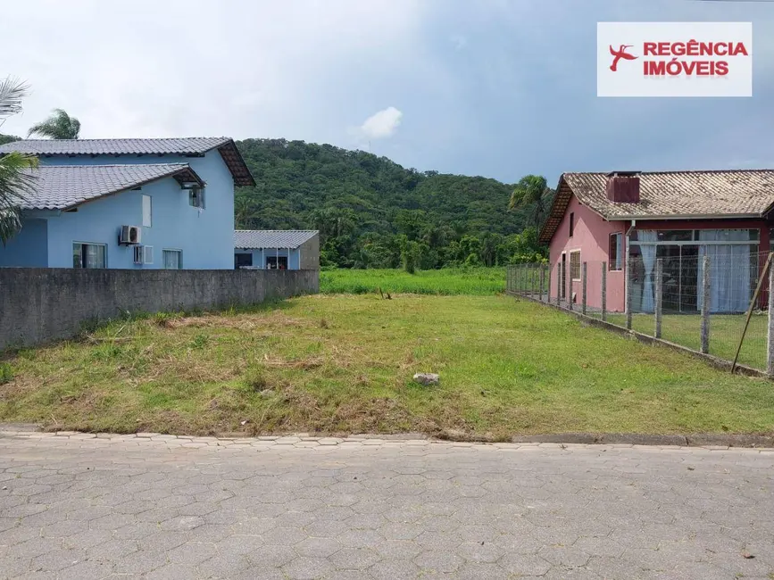 Foto 2 de Terreno / Lote à venda, 360m2 em Ubatuba, Sao Francisco Do Sul - SC