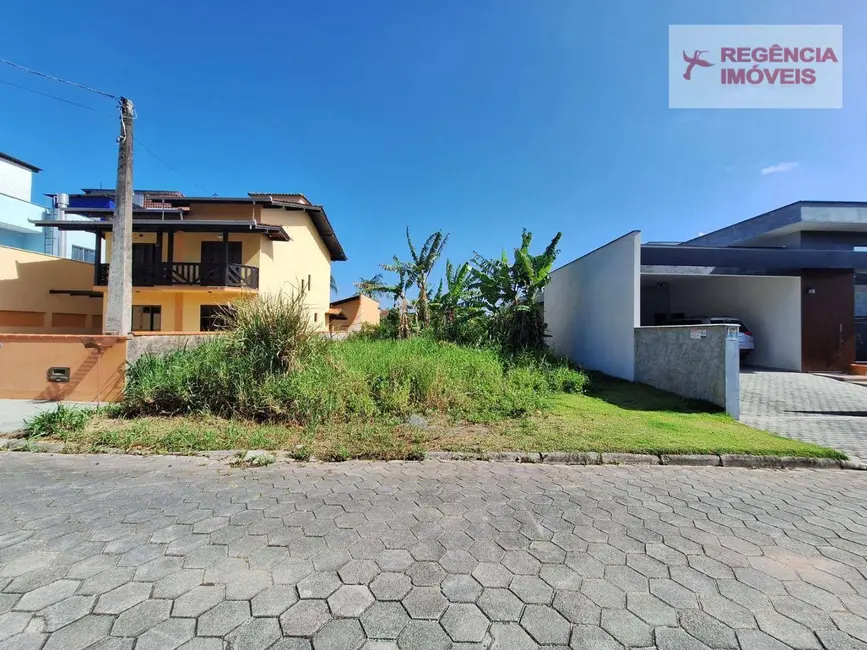 Foto 1 de Terreno / Lote à venda, 360m2 em Ubatuba, Sao Francisco Do Sul - SC