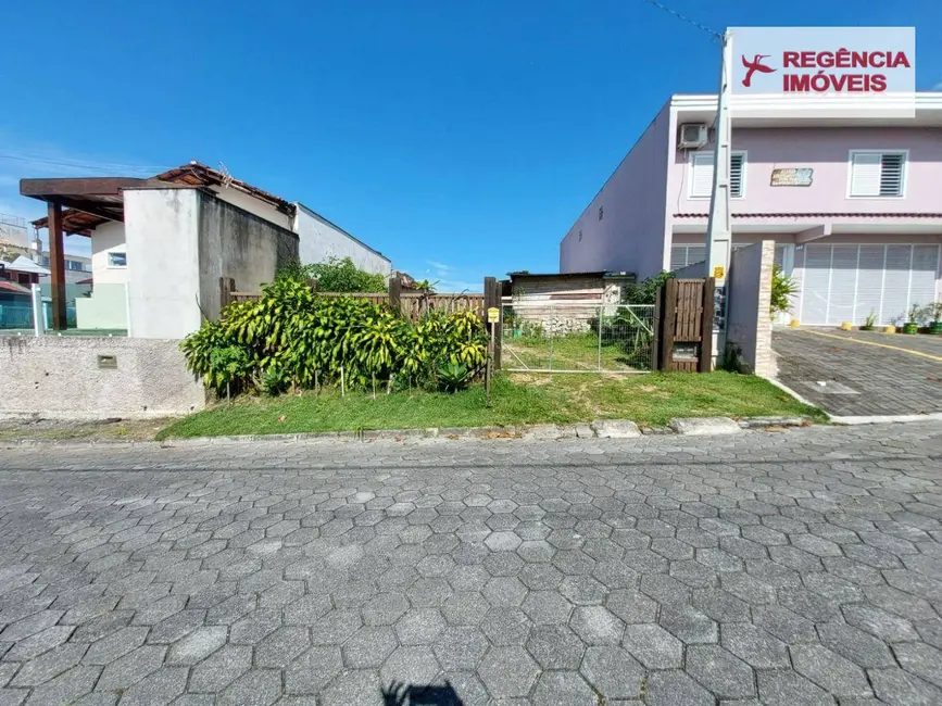 Foto 9 de Terreno / Lote à venda, 300m2 em Sao Francisco Do Sul - SC