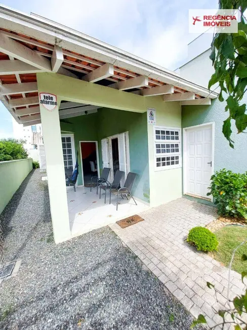 Foto 7 de Casa com 4 quartos à venda, 360m2 em Sao Francisco Do Sul - SC