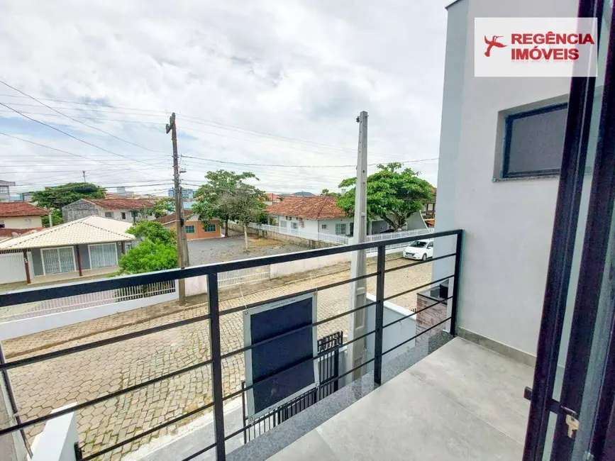 Foto 9 de Casa com 2 quartos à venda, 80m2 em Sao Francisco Do Sul - SC