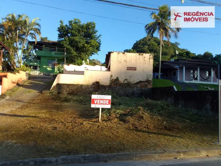 Foto 1 de Terreno / Lote à venda, 148m2 em Sao Francisco Do Sul - SC