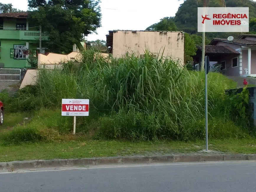 Foto 2 de Terreno / Lote à venda, 148m2 em Sao Francisco Do Sul - SC