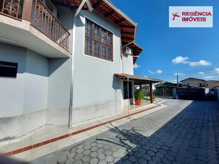 Casa com 4 quartos à venda, 750m2 em Sao Francisco Do Sul - SC - imagem 5 Foto 5 de Casa com 4 quartos à venda, 750m2 em Sao Francisco Do Sul - SC