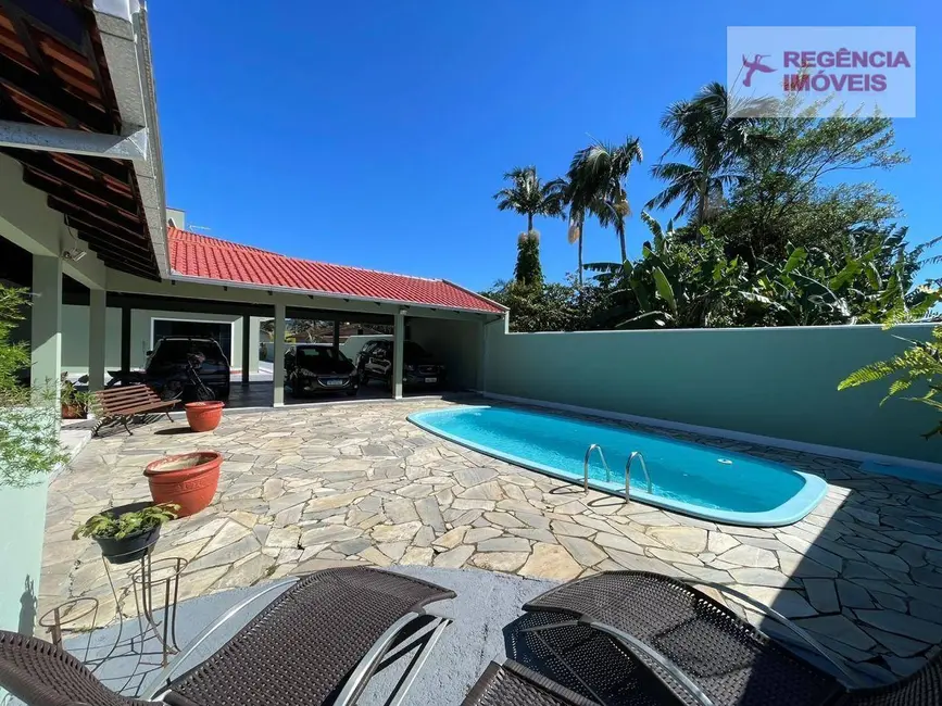 Foto 3 de Casa com 4 quartos à venda, 750m2 em Sao Francisco Do Sul - SC