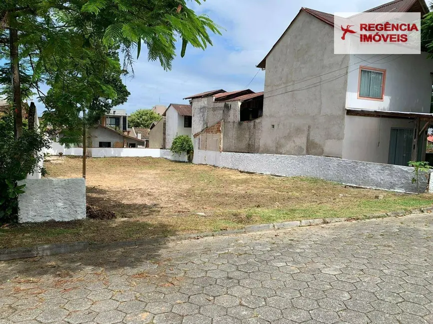 Foto 3 de Terreno / Lote à venda, 360m2 em Sao Francisco Do Sul - SC