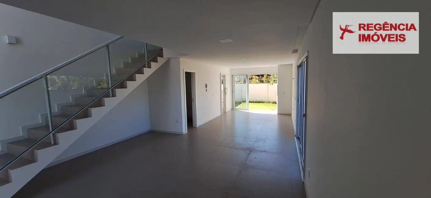 Foto 4 de Casa com 3 quartos à venda, 180m2 em Sao Francisco Do Sul - SC