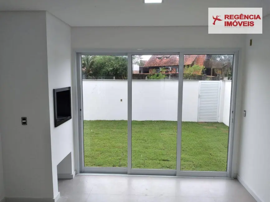 Foto 9 de Casa com 3 quartos à venda, 180m2 em Sao Francisco Do Sul - SC