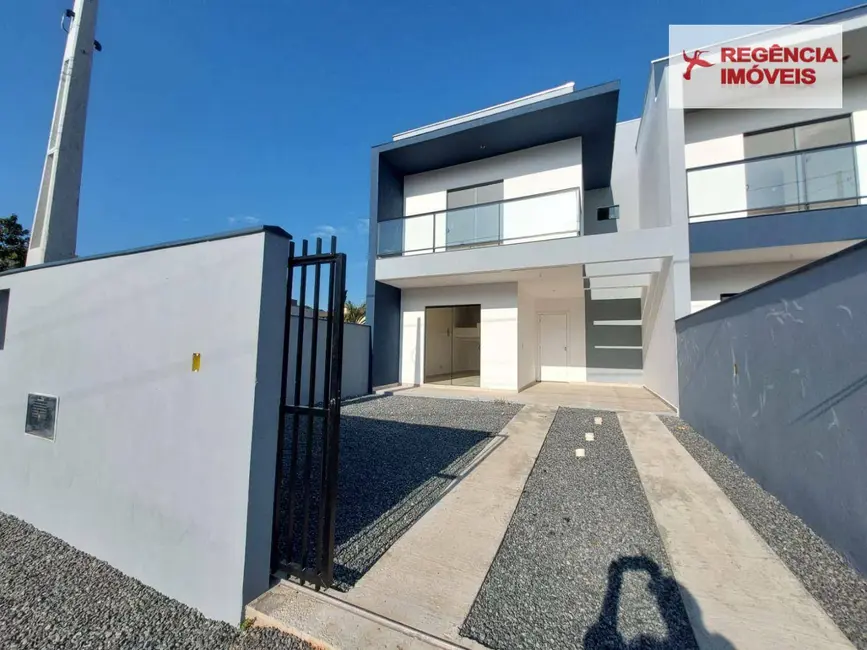 Foto 1 de Casa com 3 quartos à venda, 180m2 em Sao Francisco Do Sul - SC
