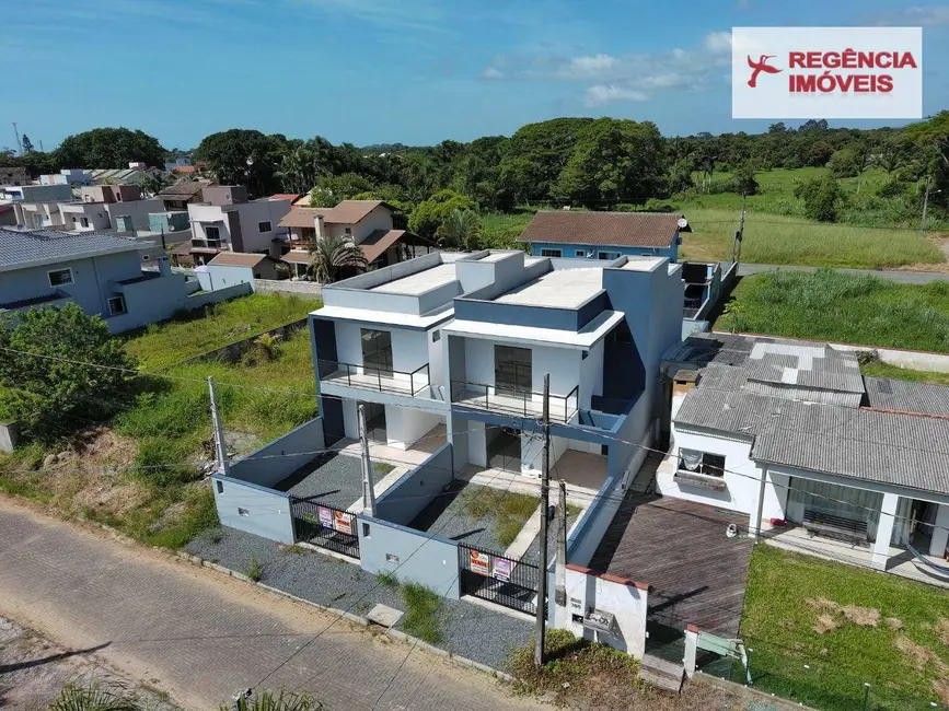 Foto 3 de Casa com 3 quartos à venda, 180m2 em Sao Francisco Do Sul - SC