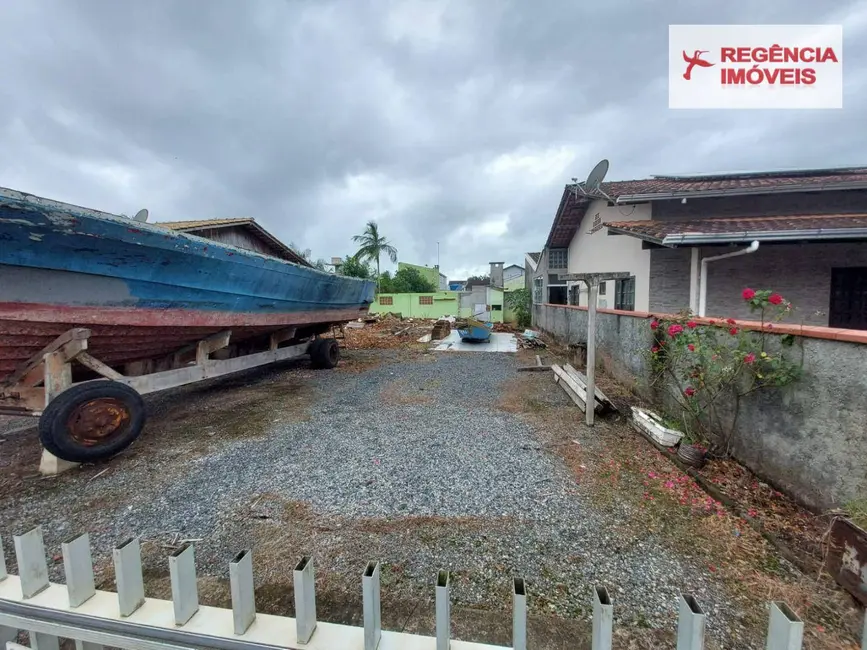 Terreno / Lote à venda, 252m2 em Sao Francisco Do Sul - SC - imagem 3 Foto 3 de Terreno / Lote à venda, 252m2 em Sao Francisco Do Sul - SC