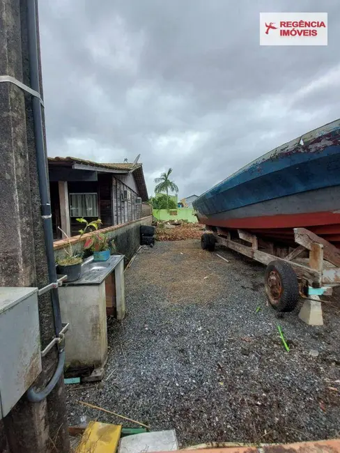 Terreno / Lote à venda, 252m2 em Sao Francisco Do Sul - SC - imagem 8 Foto 8 de Terreno / Lote à venda, 252m2 em Sao Francisco Do Sul - SC