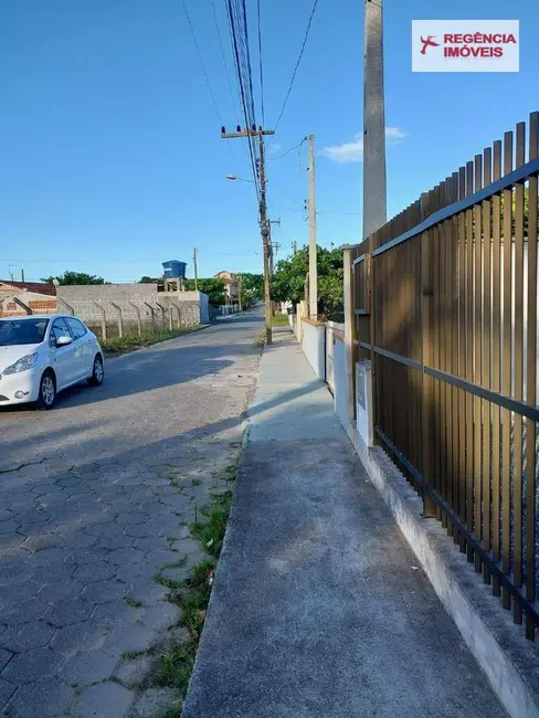 Casa com 2 quartos à venda, 250m2 em Sao Francisco Do Sul - SC - imagem 2 Foto 2 de Casa com 2 quartos à venda, 250m2 em Sao Francisco Do Sul - SC