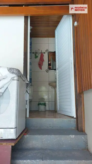 Casa com 3 quartos à venda, 567m2 em Boa Vista, Joinville - SC - imagem 6 Foto 6 de Casa com 3 quartos à venda, 567m2 em Boa Vista, Joinville - SC