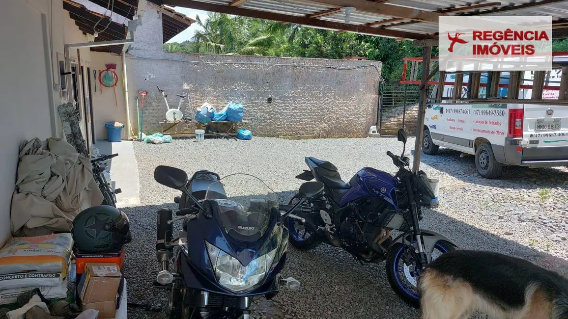 Casa com 3 quartos à venda, 567m2 em Boa Vista, Joinville - SC - imagem 7 Foto 7 de Casa com 3 quartos à venda, 567m2 em Boa Vista, Joinville - SC