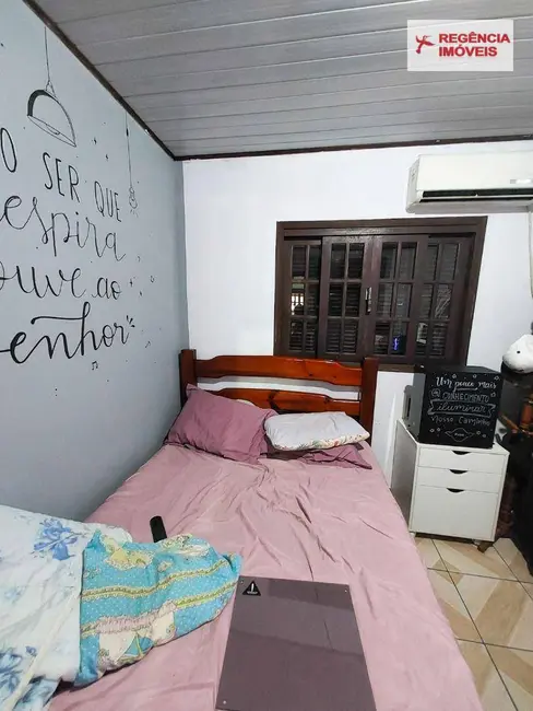 Foto 2 de Casa com 3 quartos à venda, 300m2 em Sao Francisco Do Sul - SC