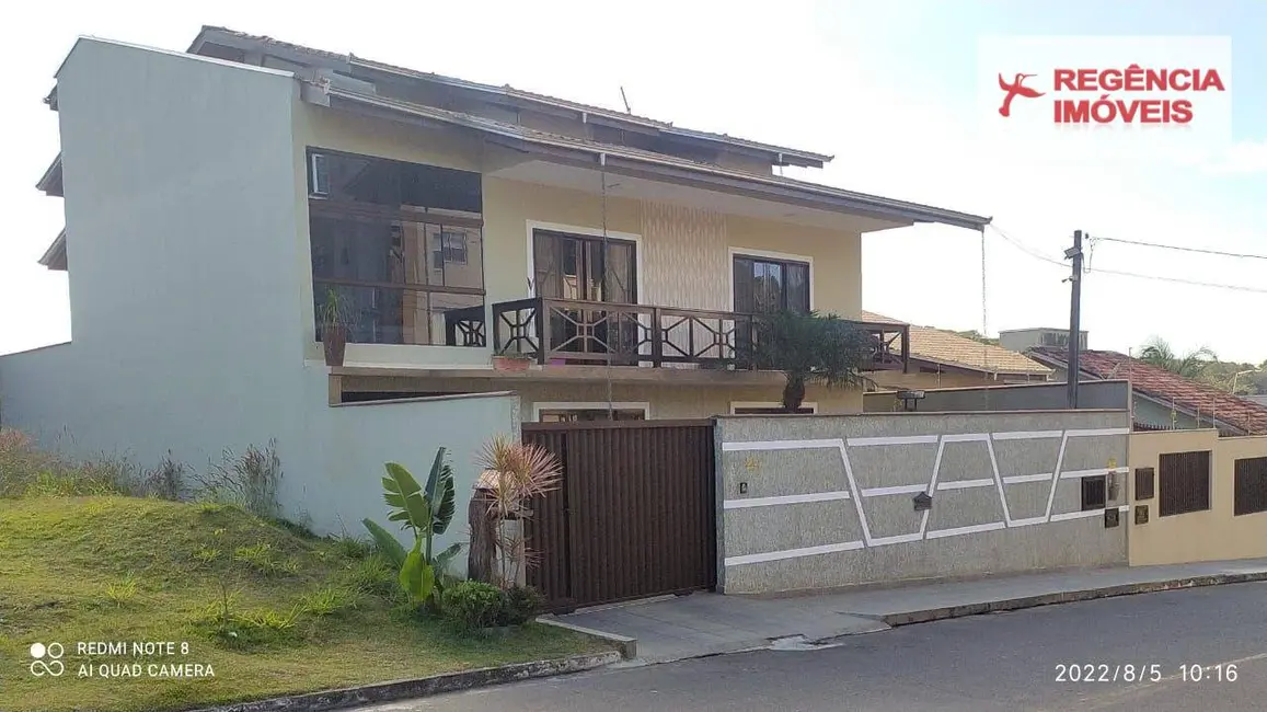 Foto 1 de Casa com 4 quartos à venda, 428m2 em Sao Francisco Do Sul - SC