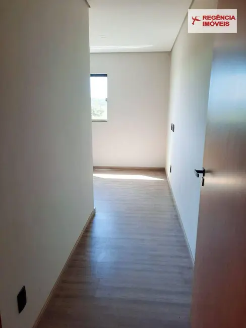 Foto 2 de Casa com 3 quartos à venda, 180m2 em Araquari - SC