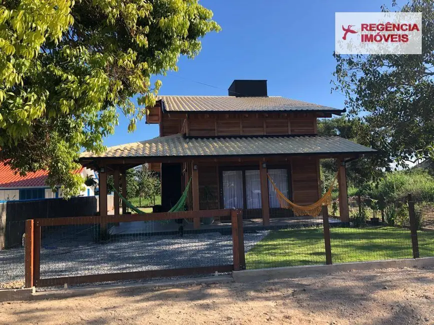 Foto 1 de Casa com 3 quartos à venda, 360m2 em Sao Francisco Do Sul - SC