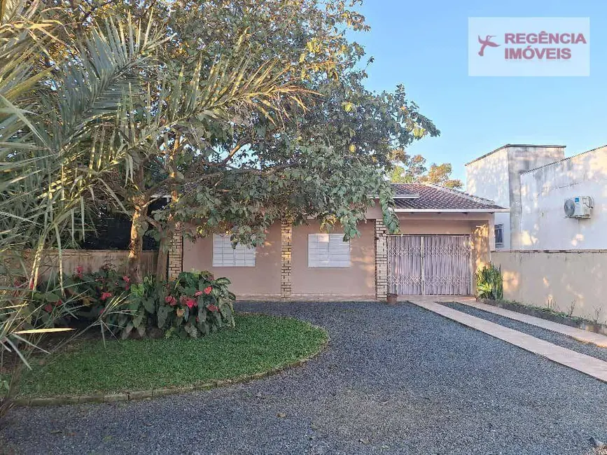Foto 2 de Casa com 3 quartos à venda, 360m2 em Sao Francisco Do Sul - SC