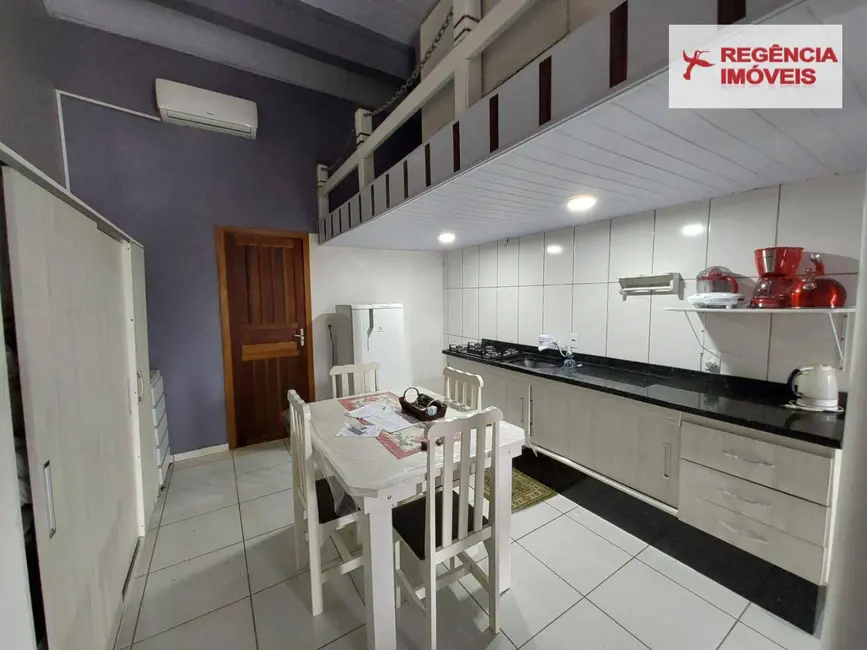 Foto 9 de Casa com 7 quartos à venda, 546m2 em Sao Francisco Do Sul - SC