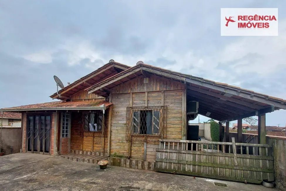 Foto 2 de Casa com 4 quartos à venda, 300m2 em Sao Francisco Do Sul - SC