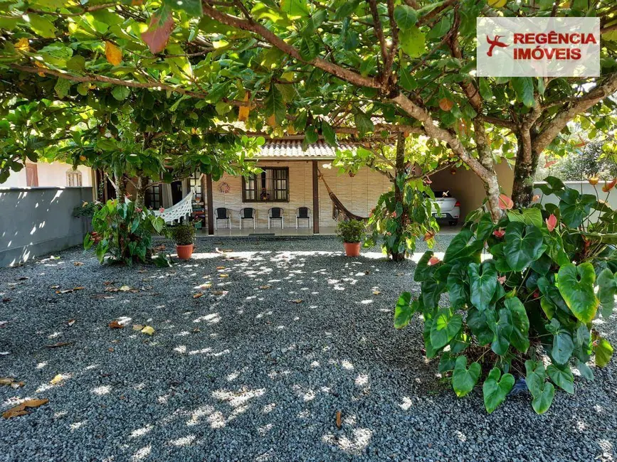 Casa com 4 quartos à venda, 520m2 em Sao Francisco Do Sul - SC - imagem 9 Foto 9 de Casa com 4 quartos à venda, 520m2 em Sao Francisco Do Sul - SC