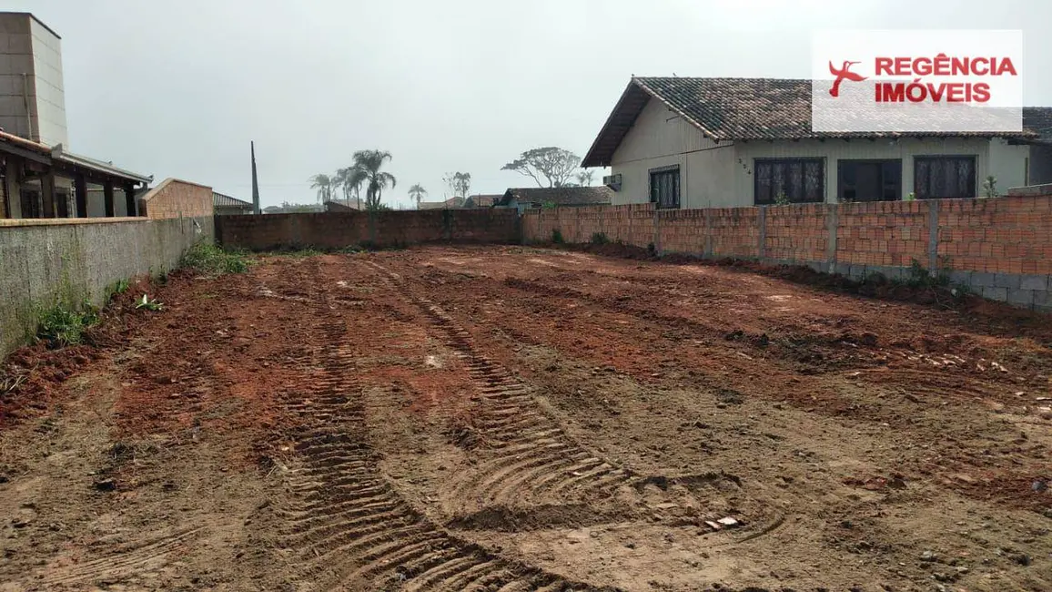 Foto 2 de Terreno / Lote à venda, 288m2 em Sao Francisco Do Sul - SC