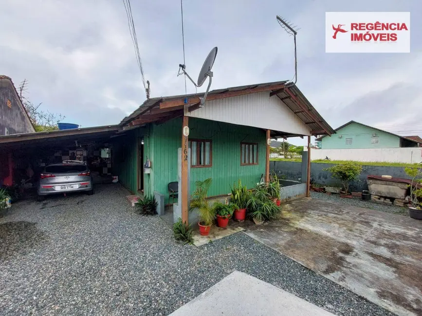 Foto 1 de Casa com 4 quartos à venda, 252m2 em Sao Francisco Do Sul - SC