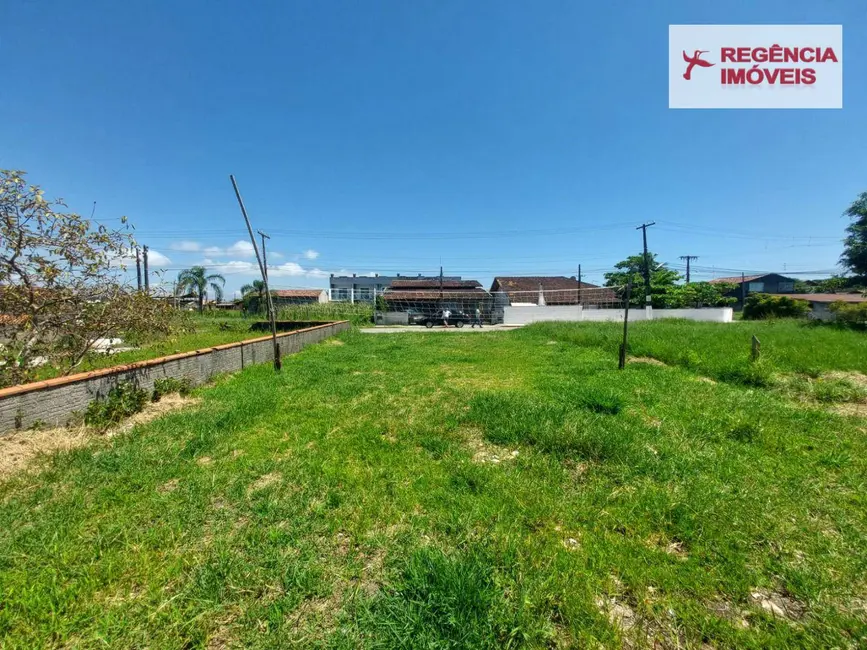 Foto 1 de Terreno / Lote à venda, 337m2 em Sao Francisco Do Sul - SC