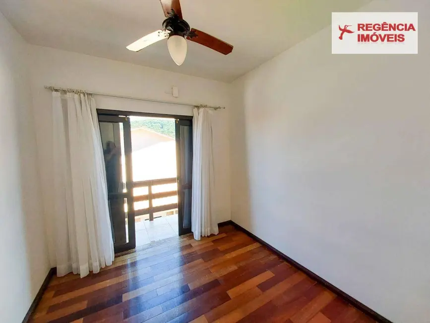 Foto 9 de Casa com 3 quartos à venda, 360m2 em Sao Francisco Do Sul - SC