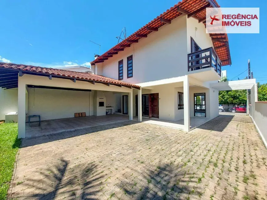 Foto 3 de Casa com 3 quartos à venda, 360m2 em Sao Francisco Do Sul - SC