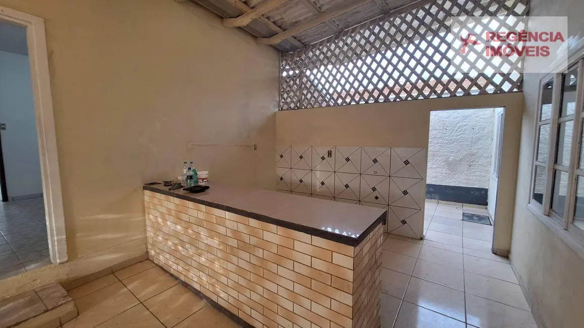 Casa com 2 quartos à venda, 574m2 em Sao Francisco Do Sul - SC - imagem 3 Foto 3 de Casa com 2 quartos à venda, 574m2 em Sao Francisco Do Sul - SC