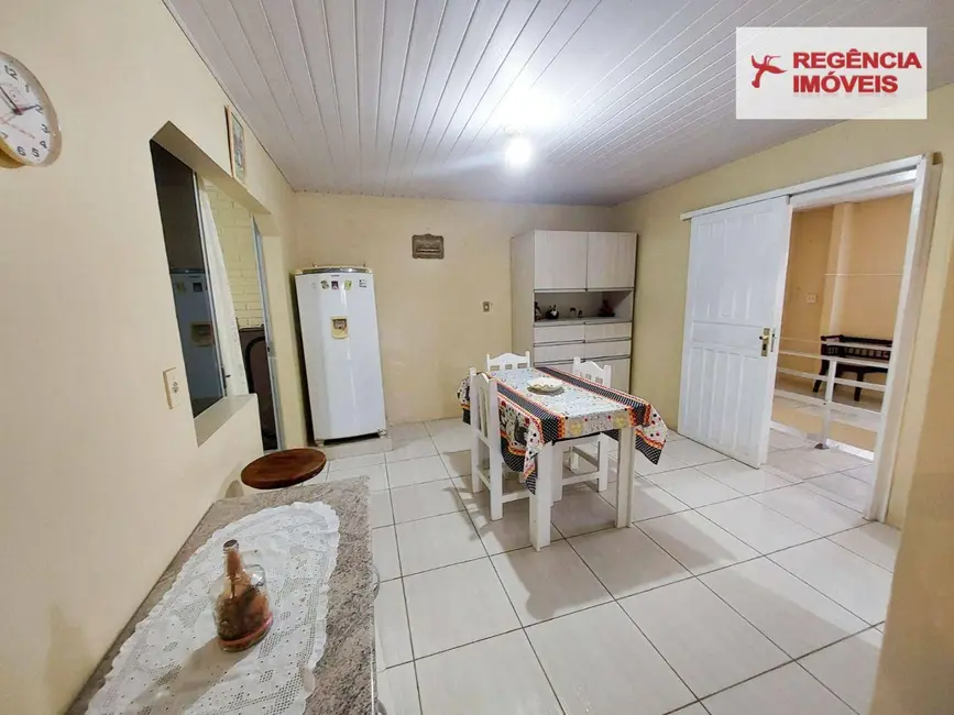 Foto 8 de Casa com 8 quartos para alugar, 210m2 em Sao Francisco Do Sul - SC