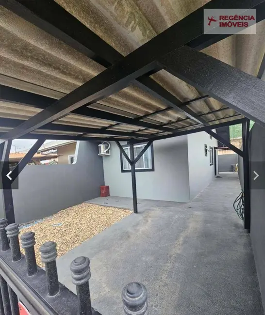 Foto 2 de Casa com 2 quartos à venda, 148m2 em Sao Francisco Do Sul - SC