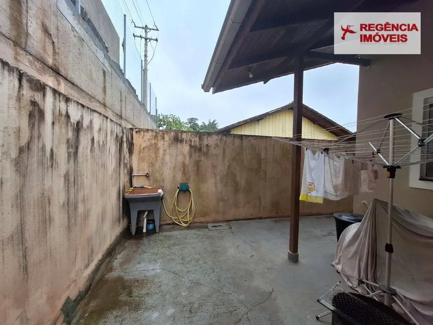 Foto 8 de Casa com 2 quartos à venda, 148m2 em Sao Francisco Do Sul - SC