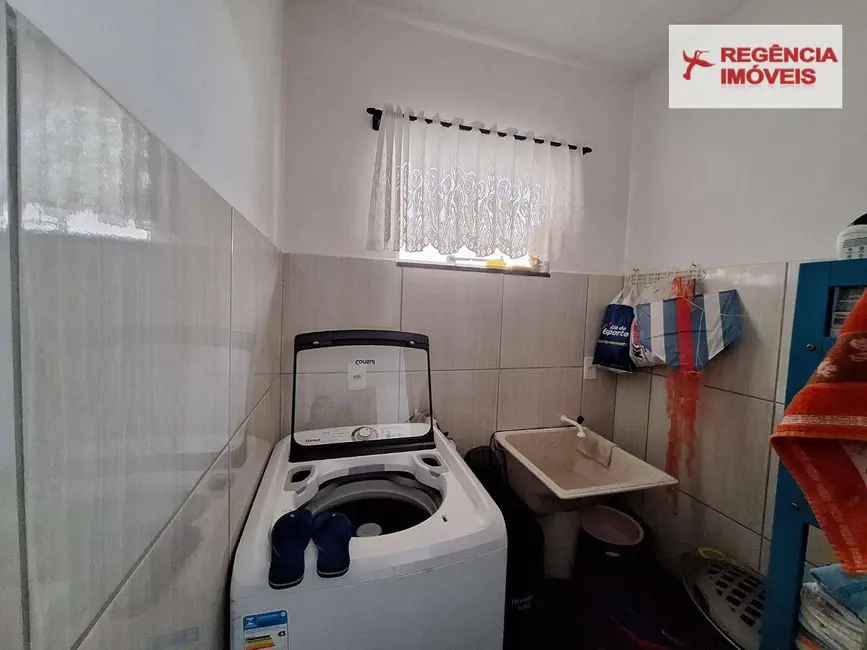 Foto 8 de Casa com 2 quartos à venda, 148m2 em Sao Francisco Do Sul - SC