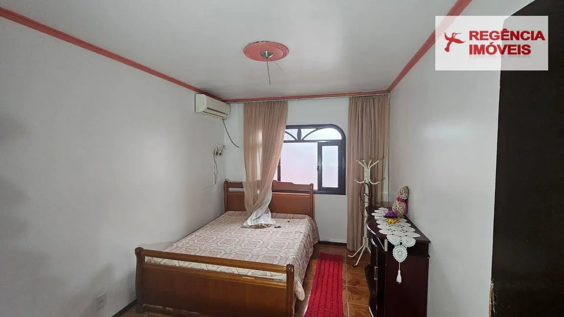 Foto 7 de Casa com 4 quartos à venda, 500m2 em Sao Francisco Do Sul - SC