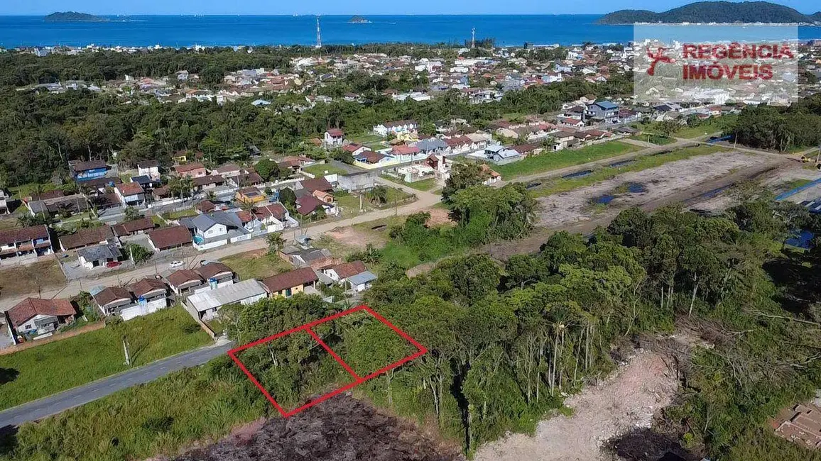 Foto 1 de Terreno / Lote à venda, 721m2 em Ubatuba, Sao Francisco Do Sul - SC