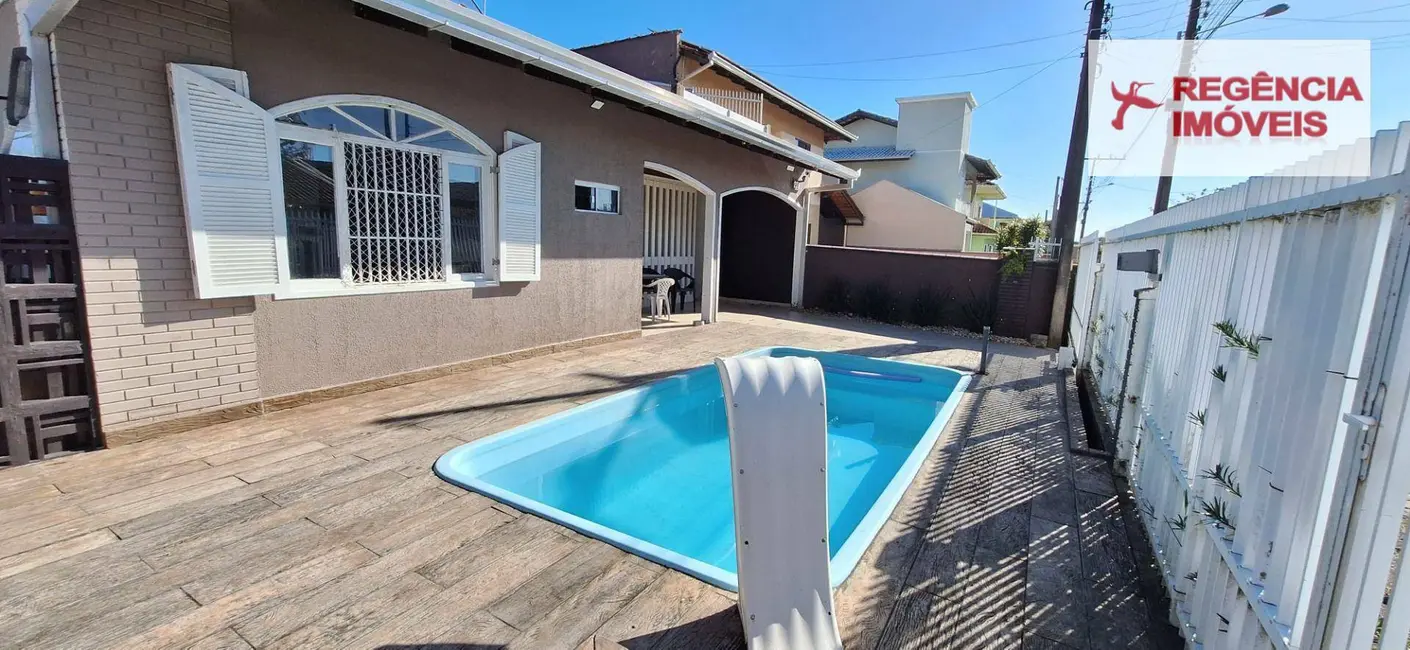 Foto 2 de Casa com 3 quartos à venda, 300m2 em Sao Francisco Do Sul - SC