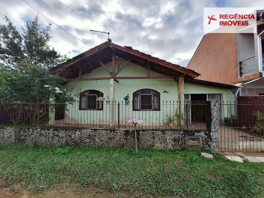 Foto 1 de Casa com 4 quartos à venda, 360m2 em Sao Francisco Do Sul - SC