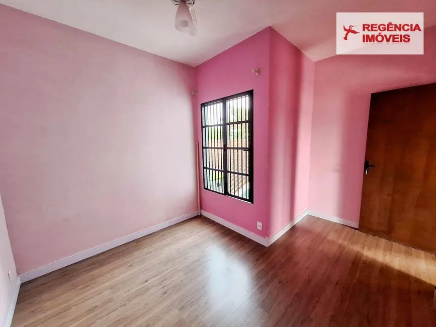 Sobrado com 3 quartos à venda, 100m2 em Sao Francisco Do Sul - SC - imagem 6 Foto 6 de Sobrado com 3 quartos à venda, 100m2 em Sao Francisco Do Sul - SC