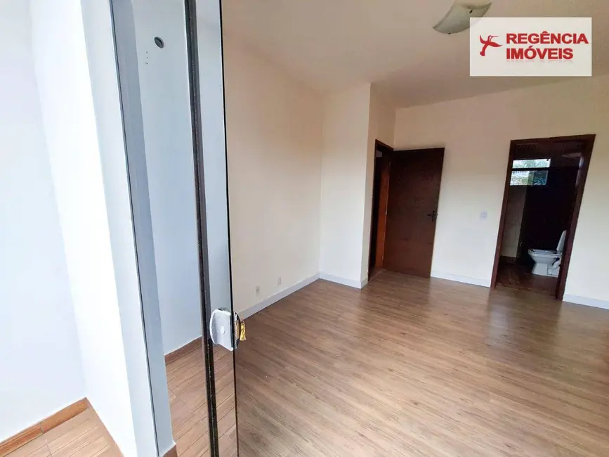 Sobrado com 3 quartos à venda, 100m2 em Sao Francisco Do Sul - SC - imagem 8 Foto 8 de Sobrado com 3 quartos à venda, 100m2 em Sao Francisco Do Sul - SC