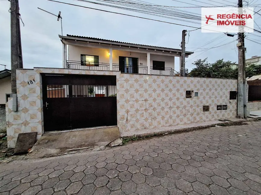 Foto 4 de Casa com 8 quartos à venda, 412m2 em Sao Francisco Do Sul - SC