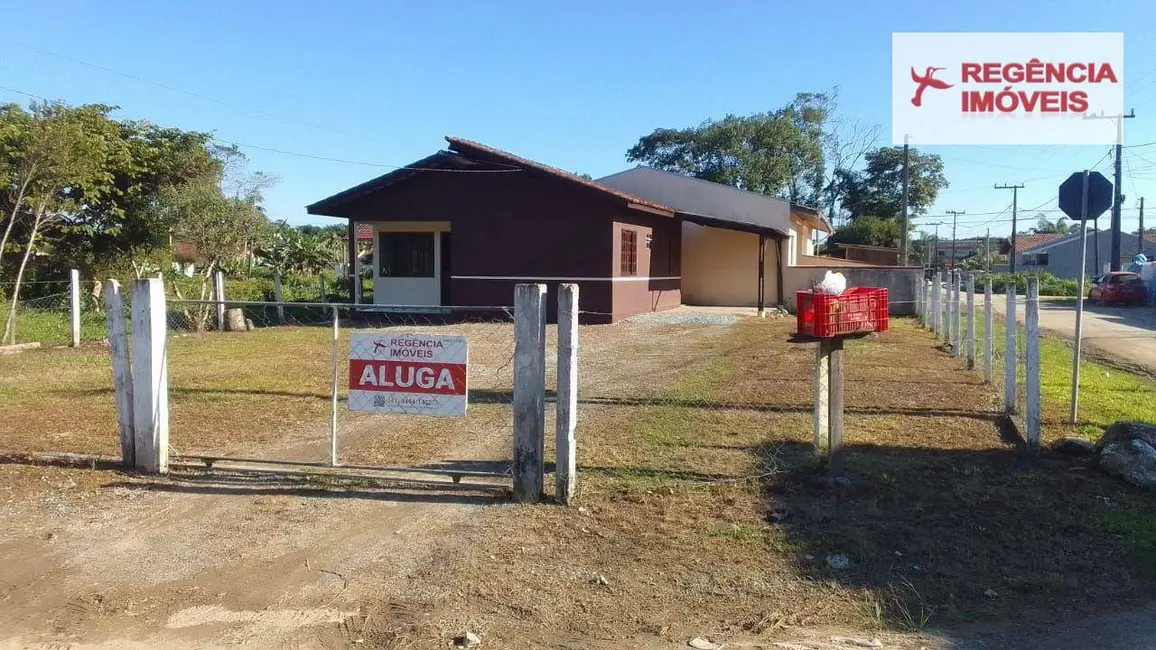 Foto 1 de Casa com 2 quartos para alugar, 360m2 em Sao Francisco Do Sul - SC